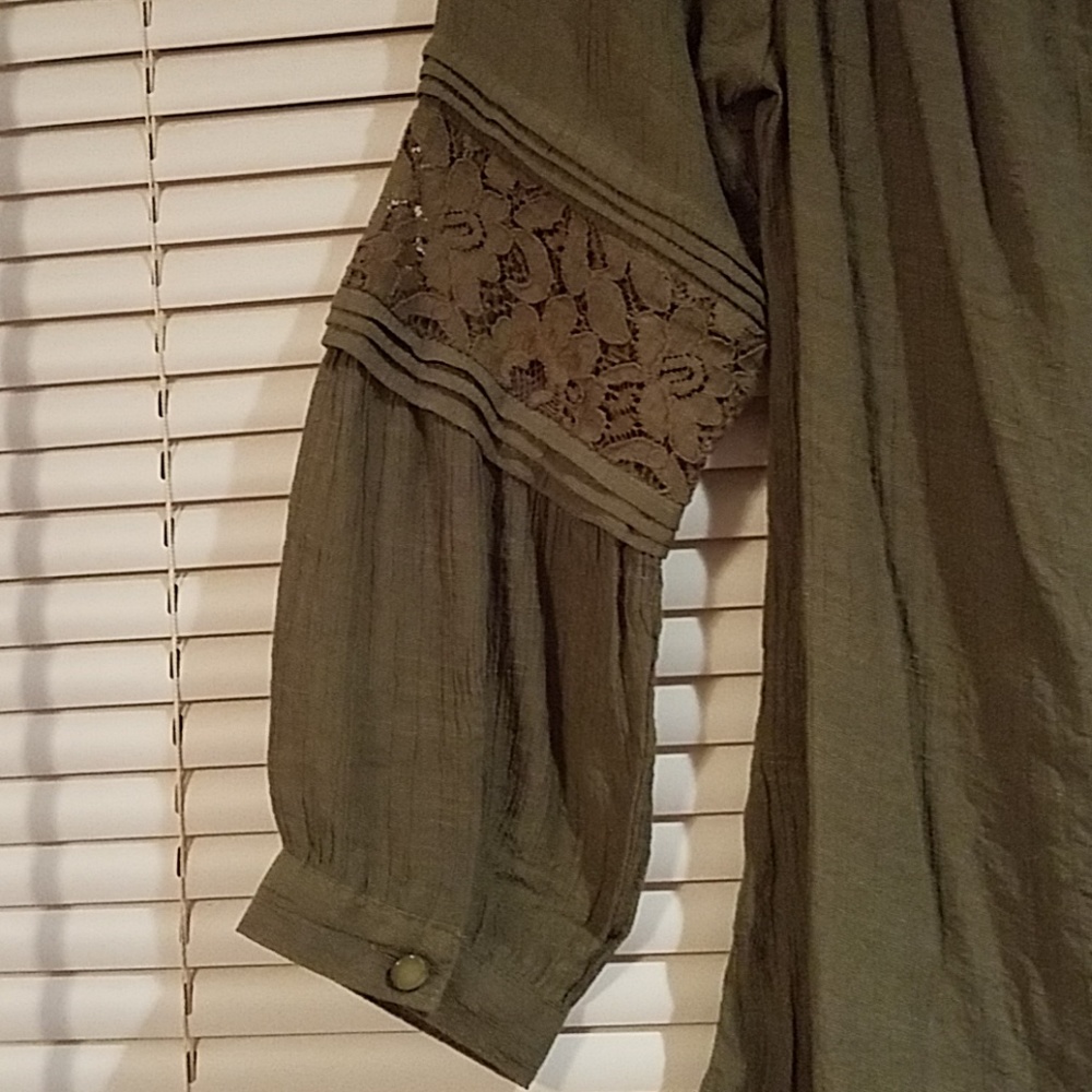 SOLD - Picture 2 of 4